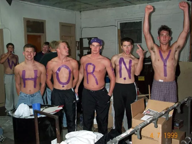 HORNY by Primal_Mantis