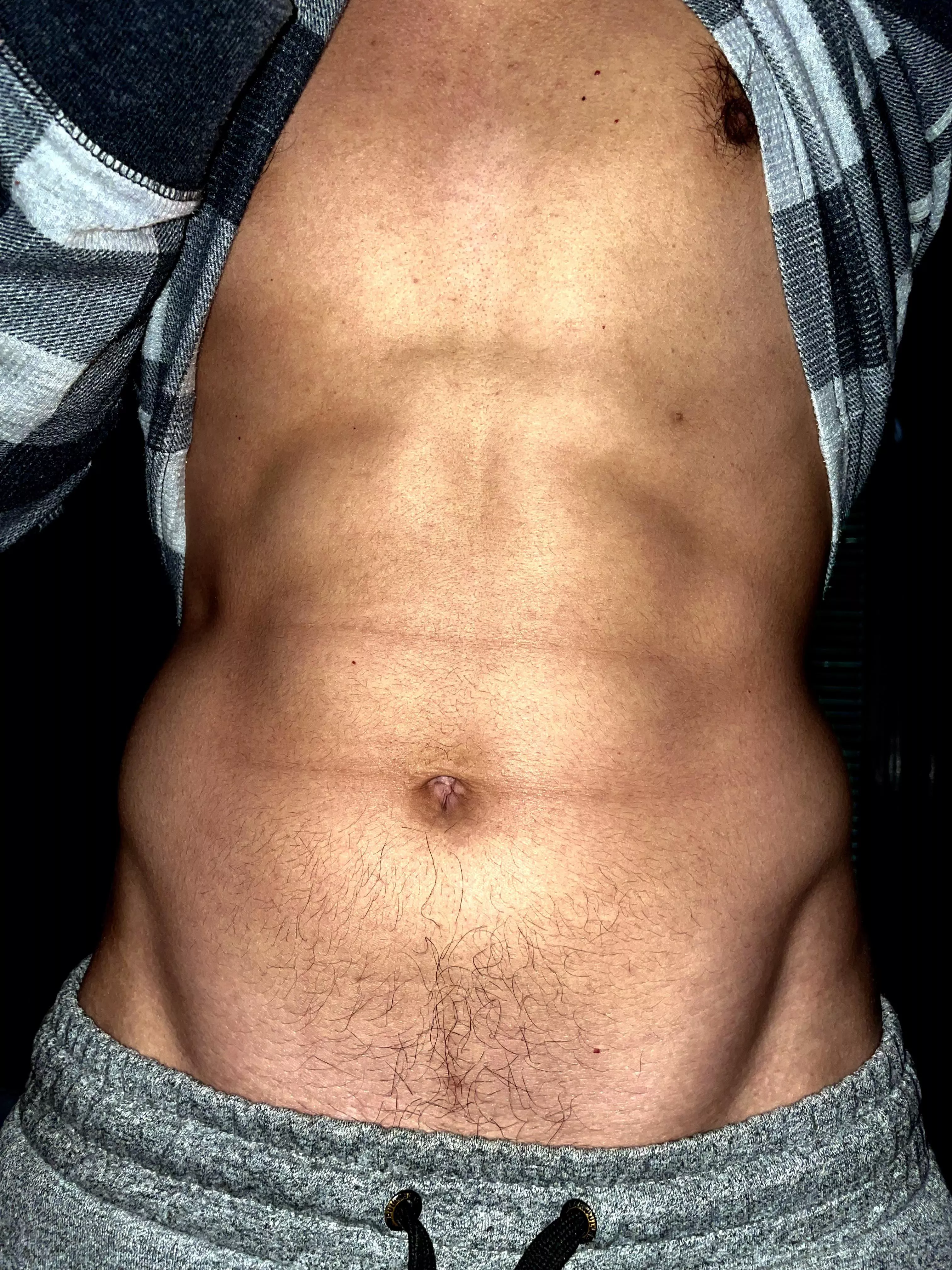 Hows my V ? 🤡 posted by Tomywho