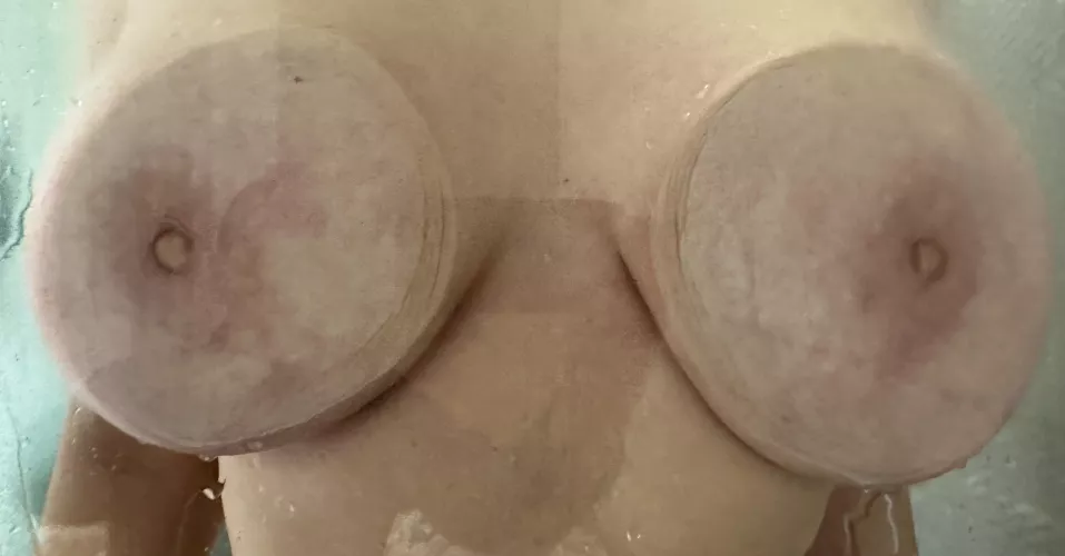 I asked my husband to take a picture for reddit 😇 by Lasagna85