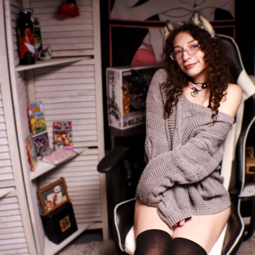 I hope your weekend has been cozy posted by ItWhiskar