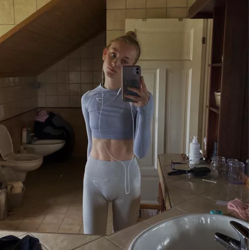 IUTR by Melodic-Procedure-91