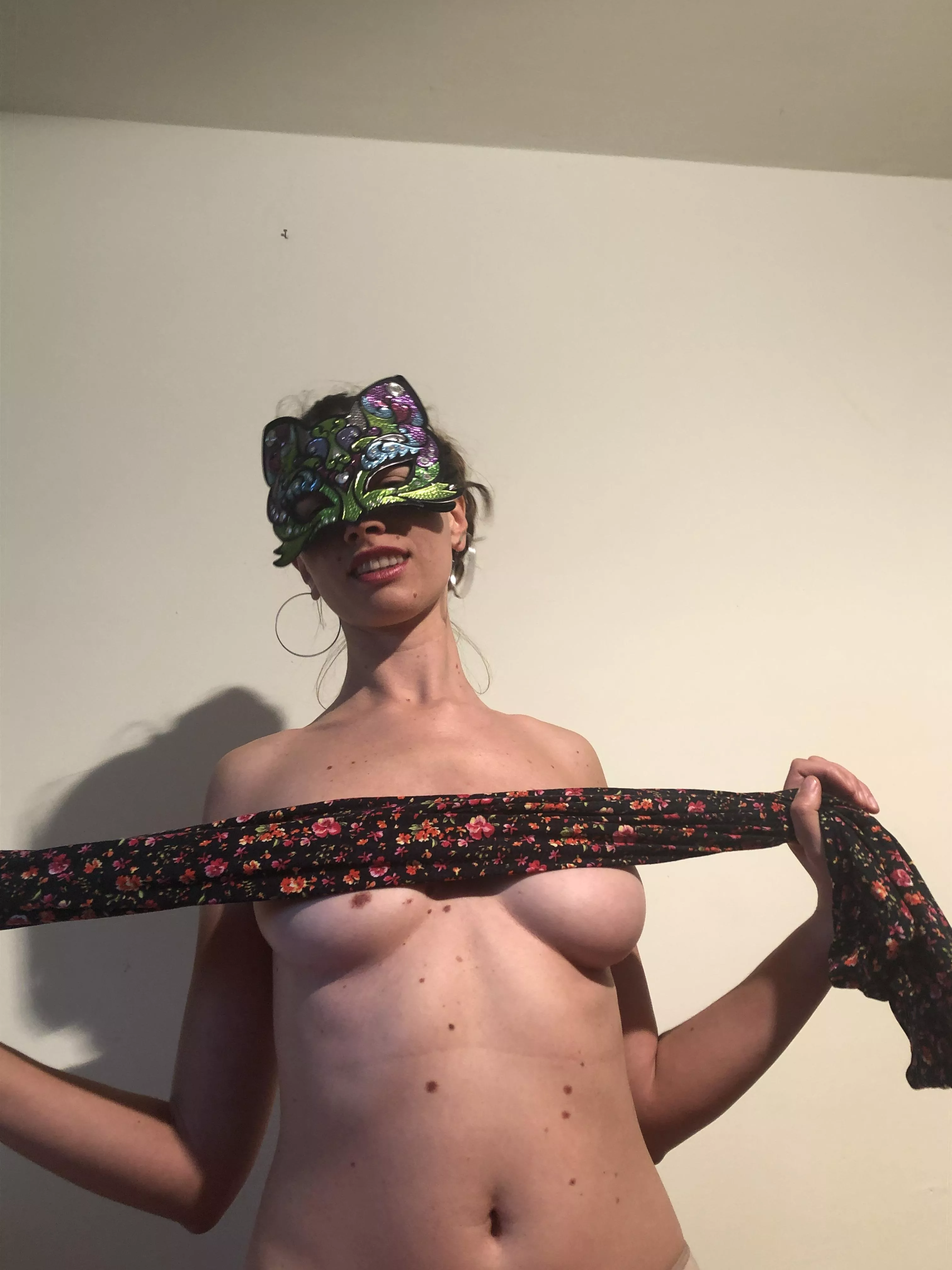 I've been such a filthy little girl today. posted by Gipsyblu