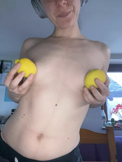 Lemon bras welcome? by Thesquitties