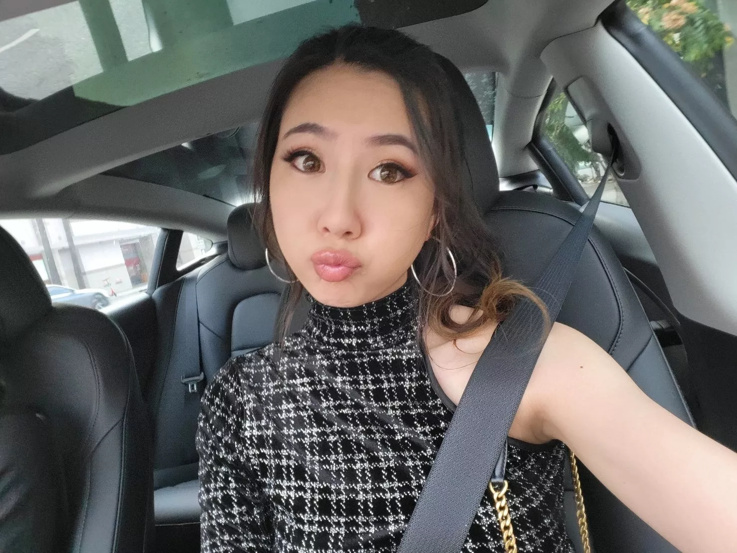 Leslie Fu posted by MisoShiru520