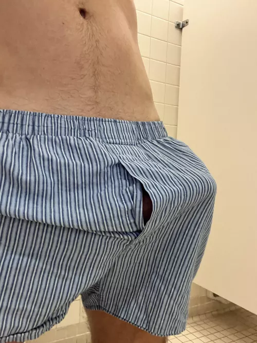 Looking at these hotwives getting me 