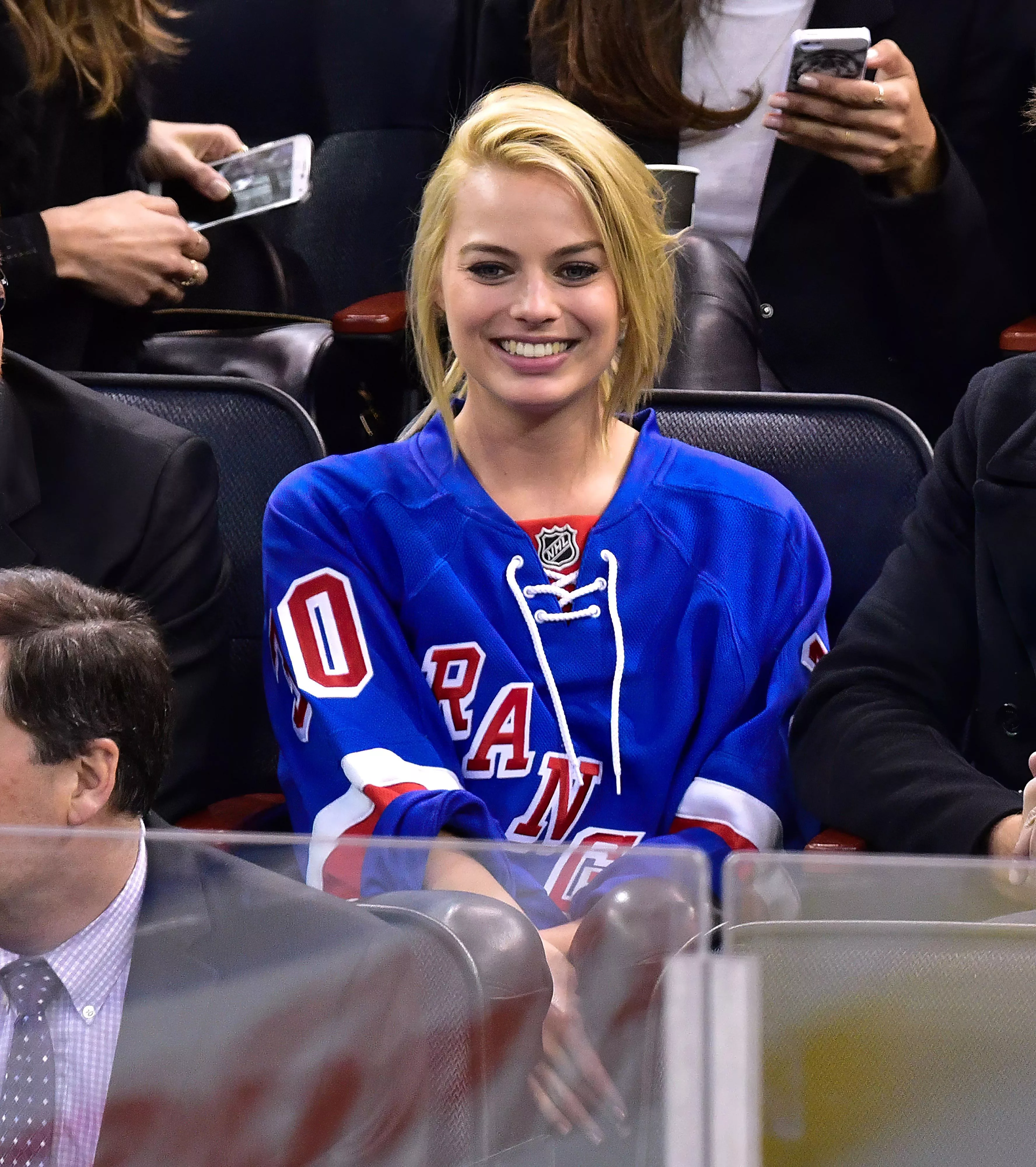 Margot Robbie posted by BeerGoggles2022