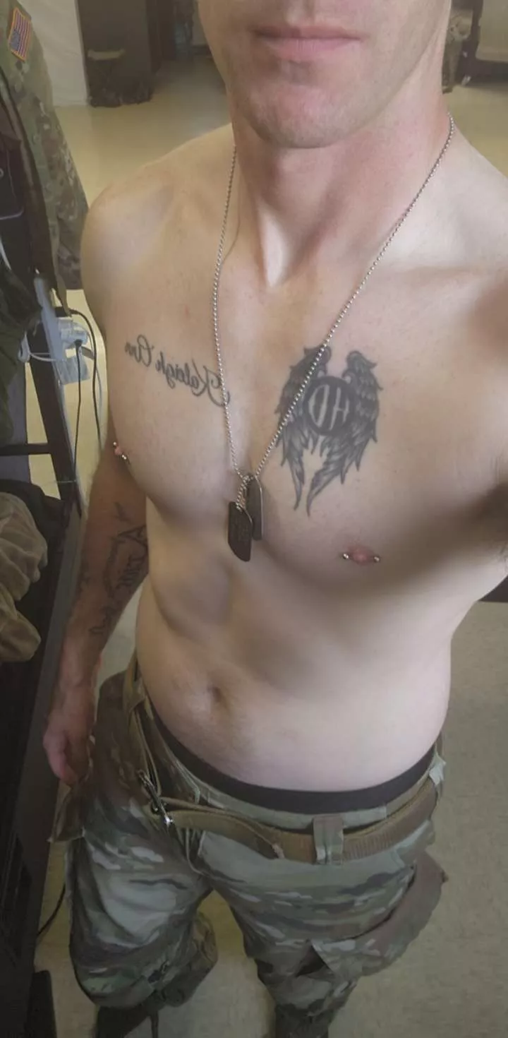 meet me in the bay after work? posted by CountryRocket