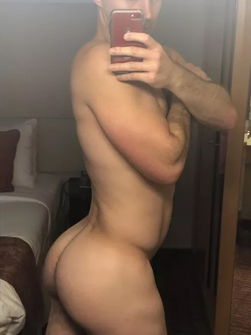 Men with curves? by polypredux