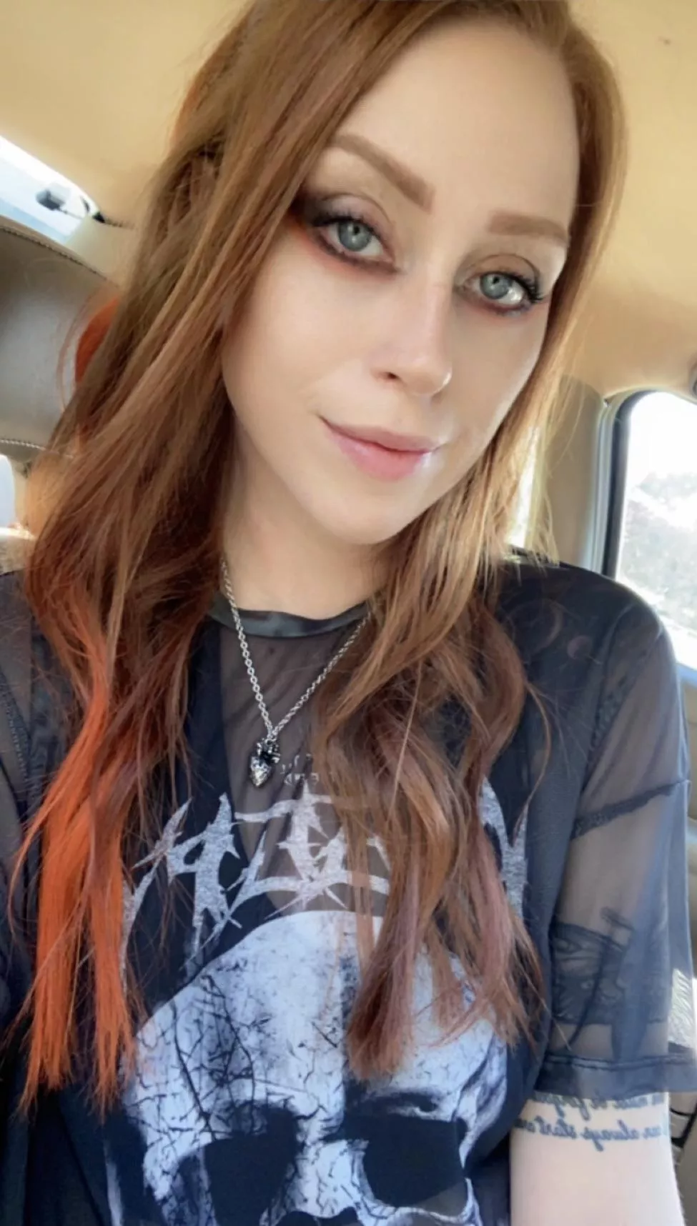 music & photosynthesizin 😛 posted by istayyawayyyX