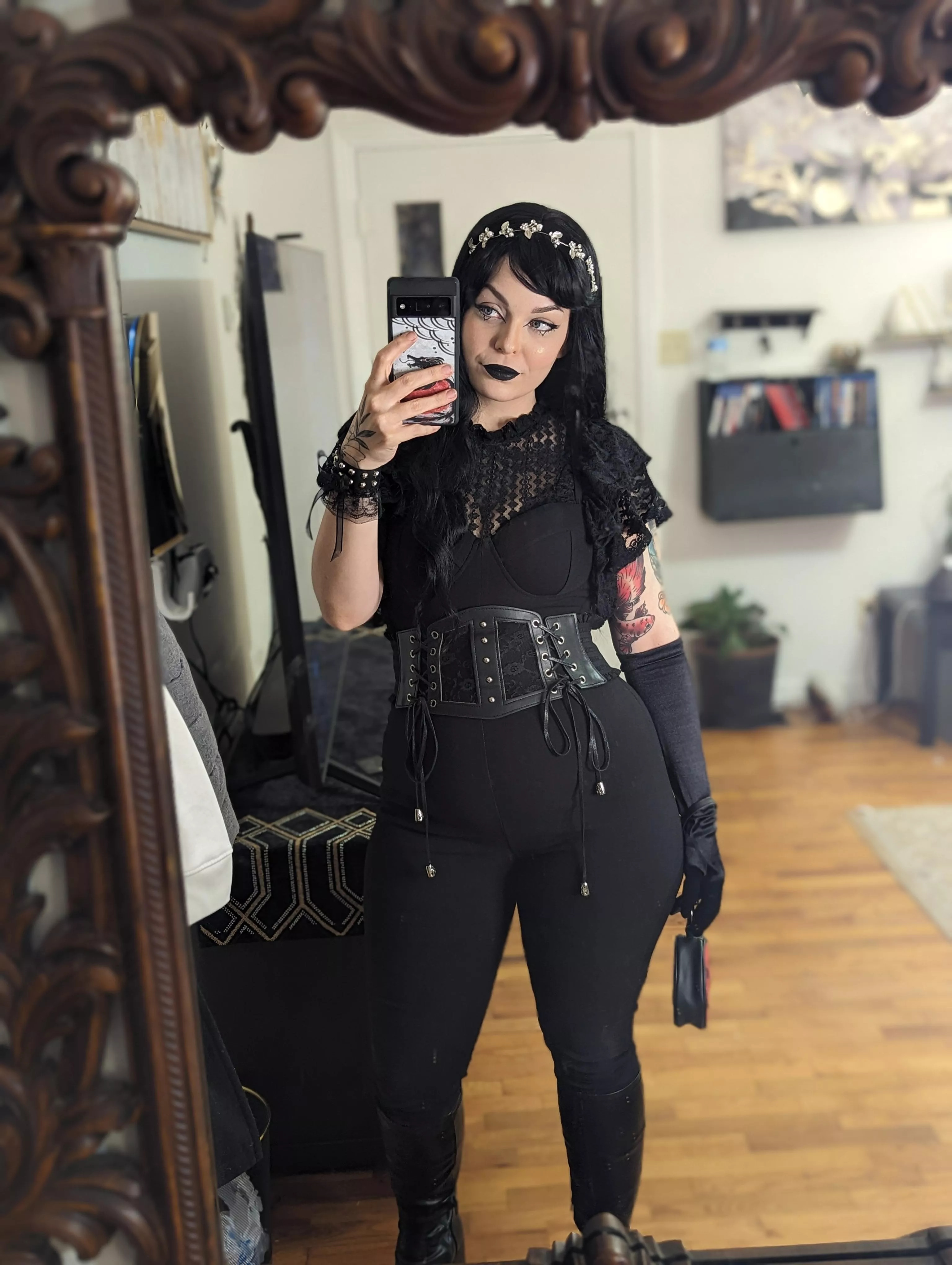 Naomi C (@naomicakes69) posted by NaomiCakess