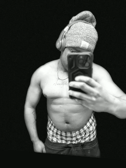 Nite nite by muskyboxers