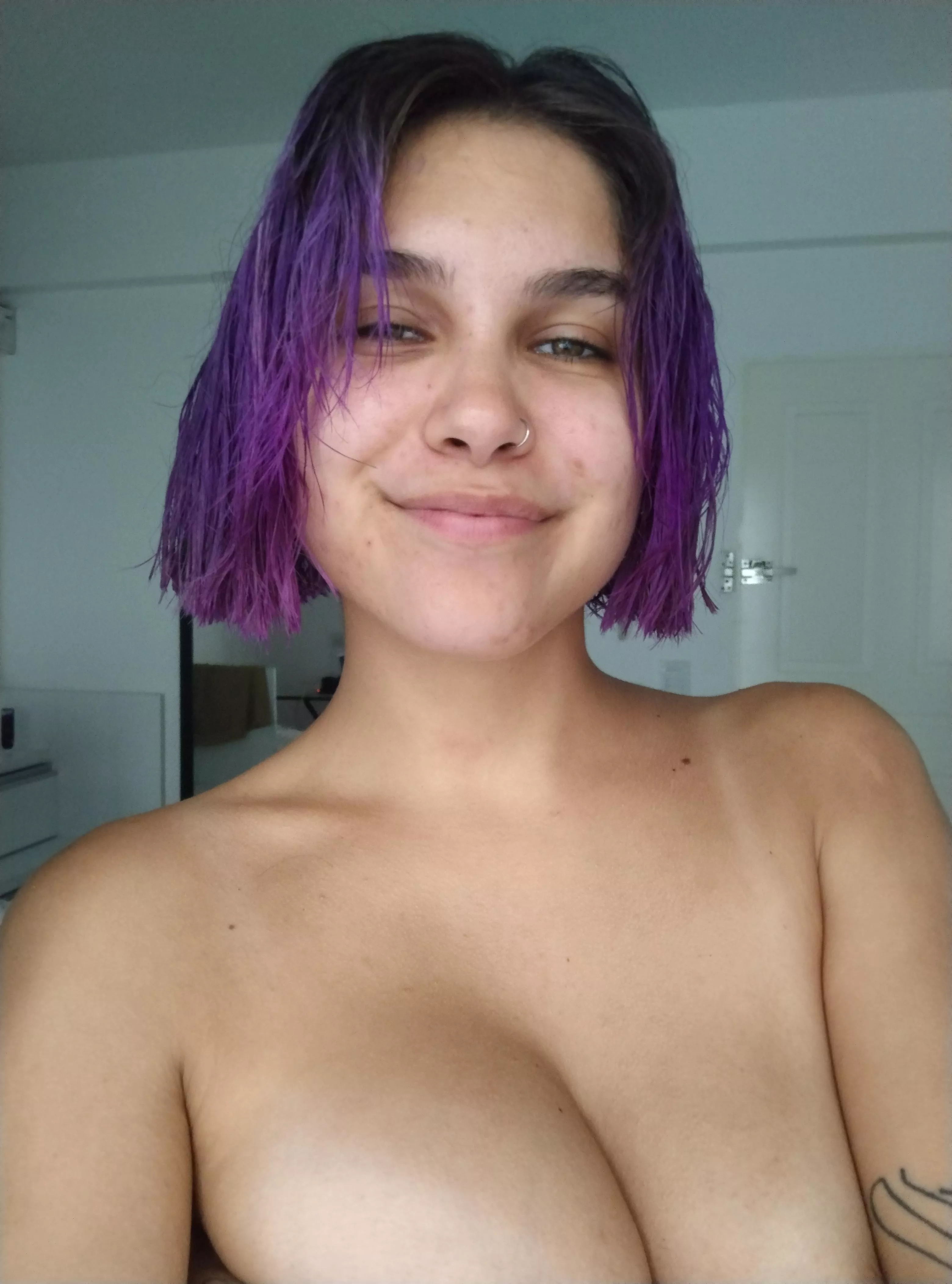 nothing better than retouching your color posted by mmalaquitaxxx