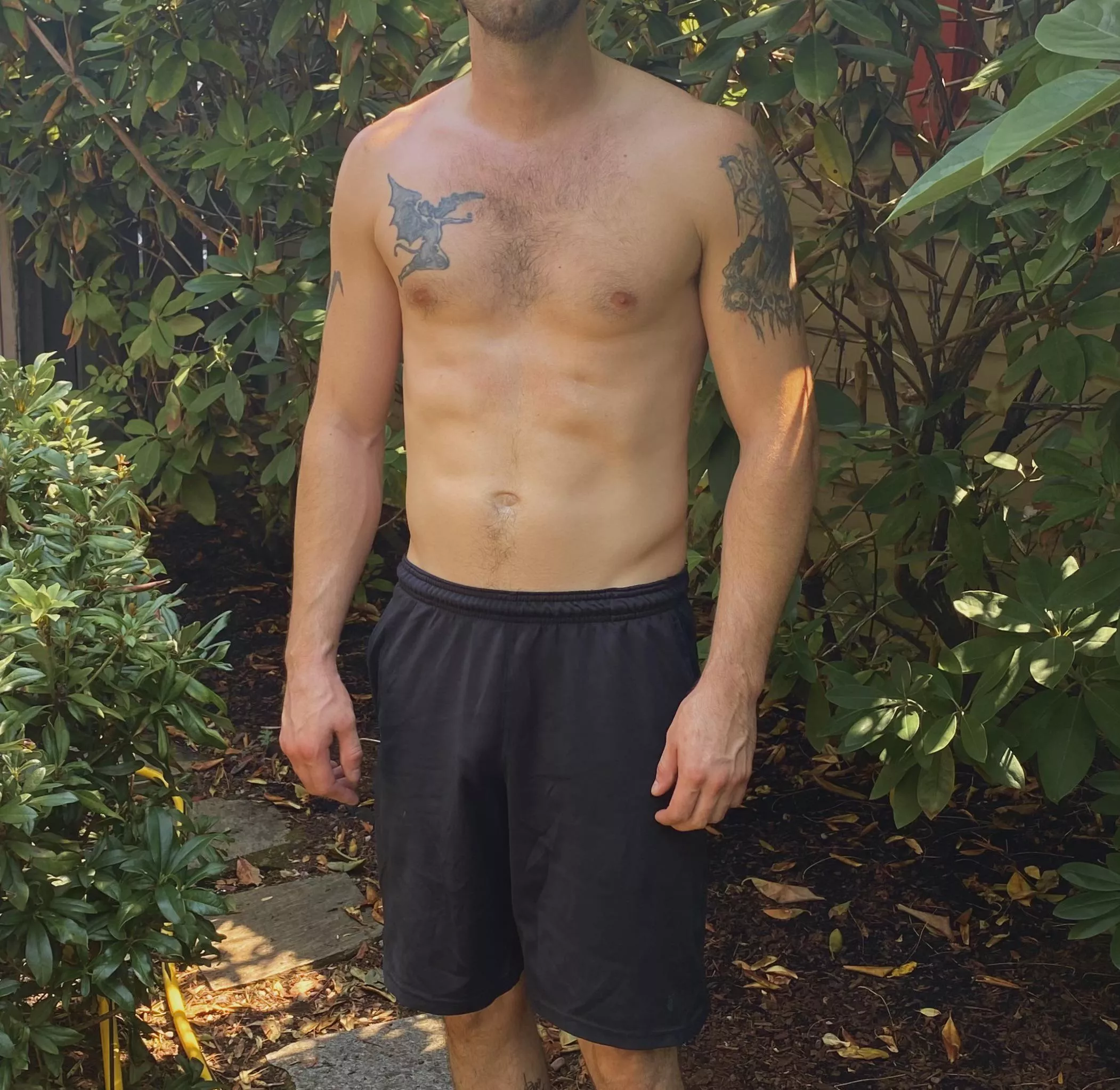 Outdoor workout 💪 posted by NakedPhysique