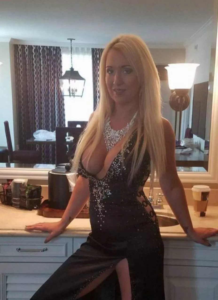 Prom queen posted by laycee_steele