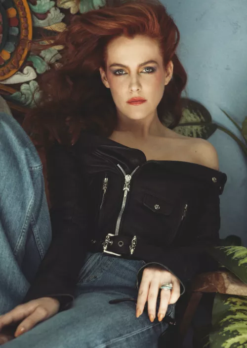 Riley Keough by lavendercamomile