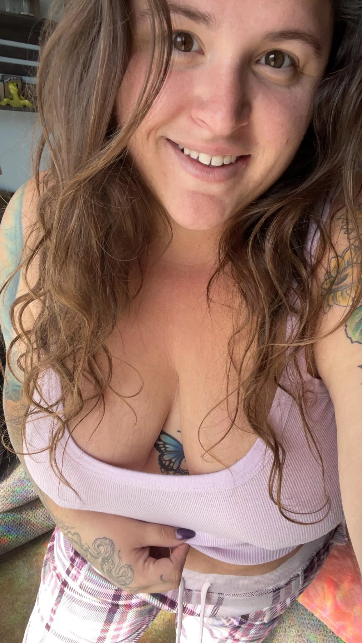 start your day off with this BBW stoner covered in tattoos! posted by handful_heather420