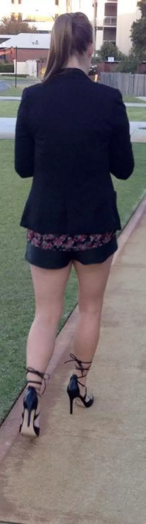 Strappy heels by jiggly_boobs07