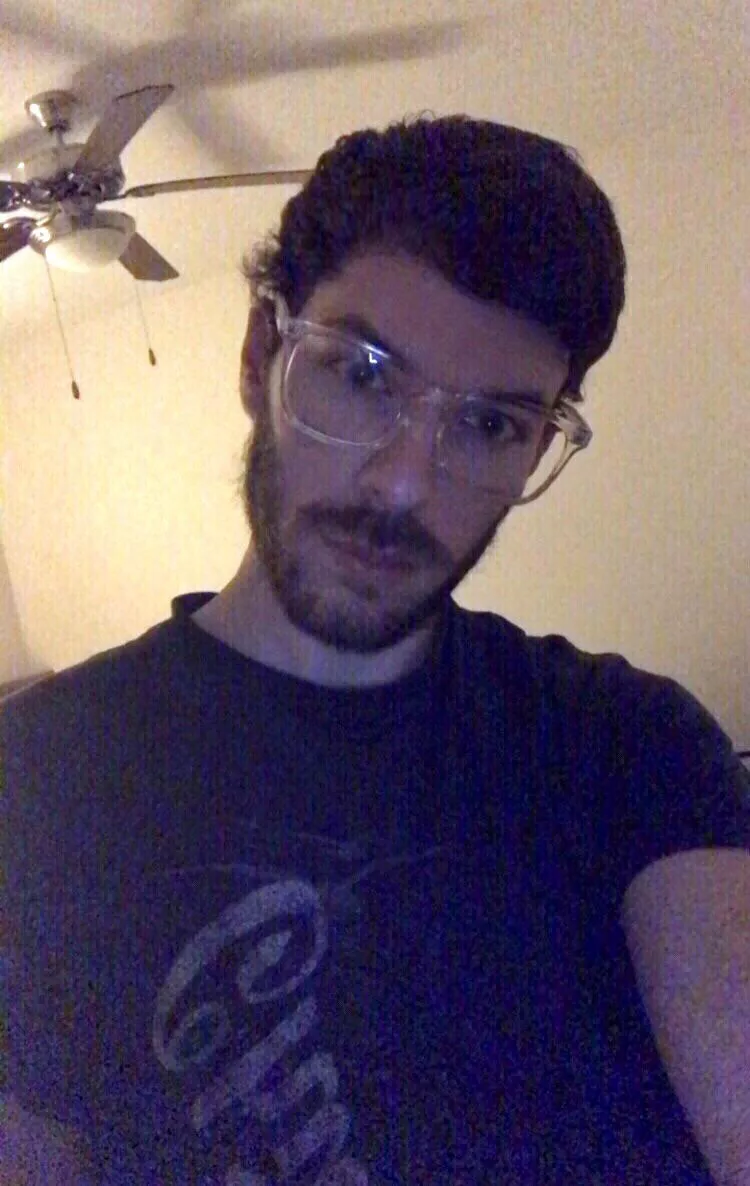 Thoughts on the new glasses? 🤓 posted by stargaysing1