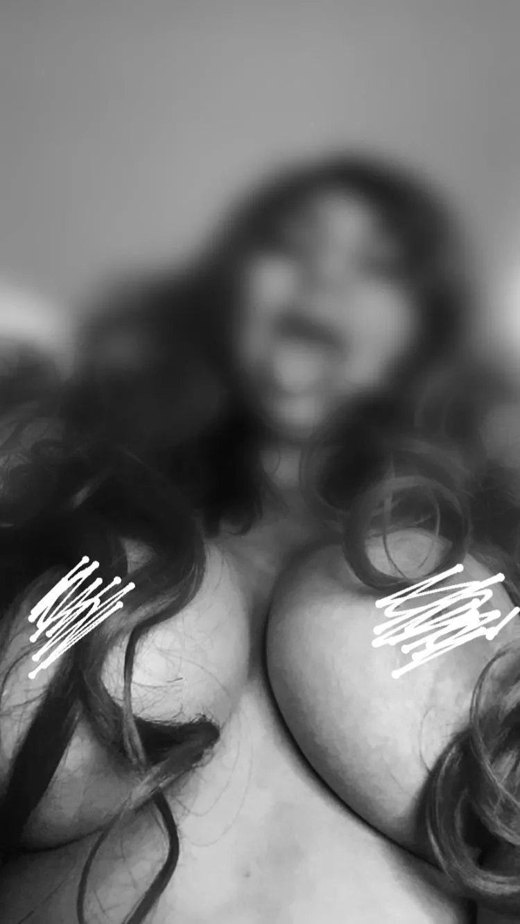 Titty Tuesday posted by _vikkivixen