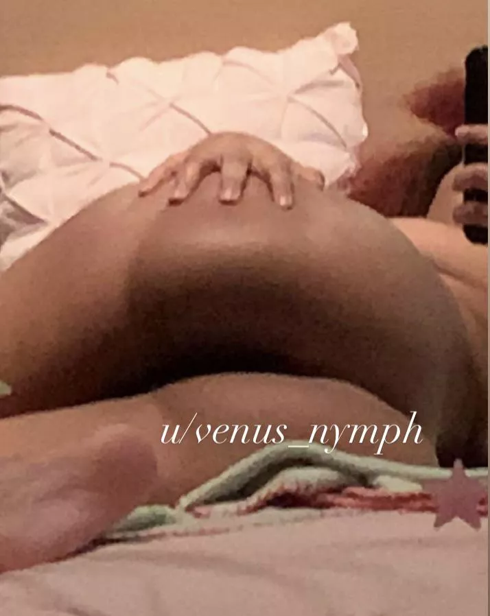 waiting for youuu posted by venus_nymph