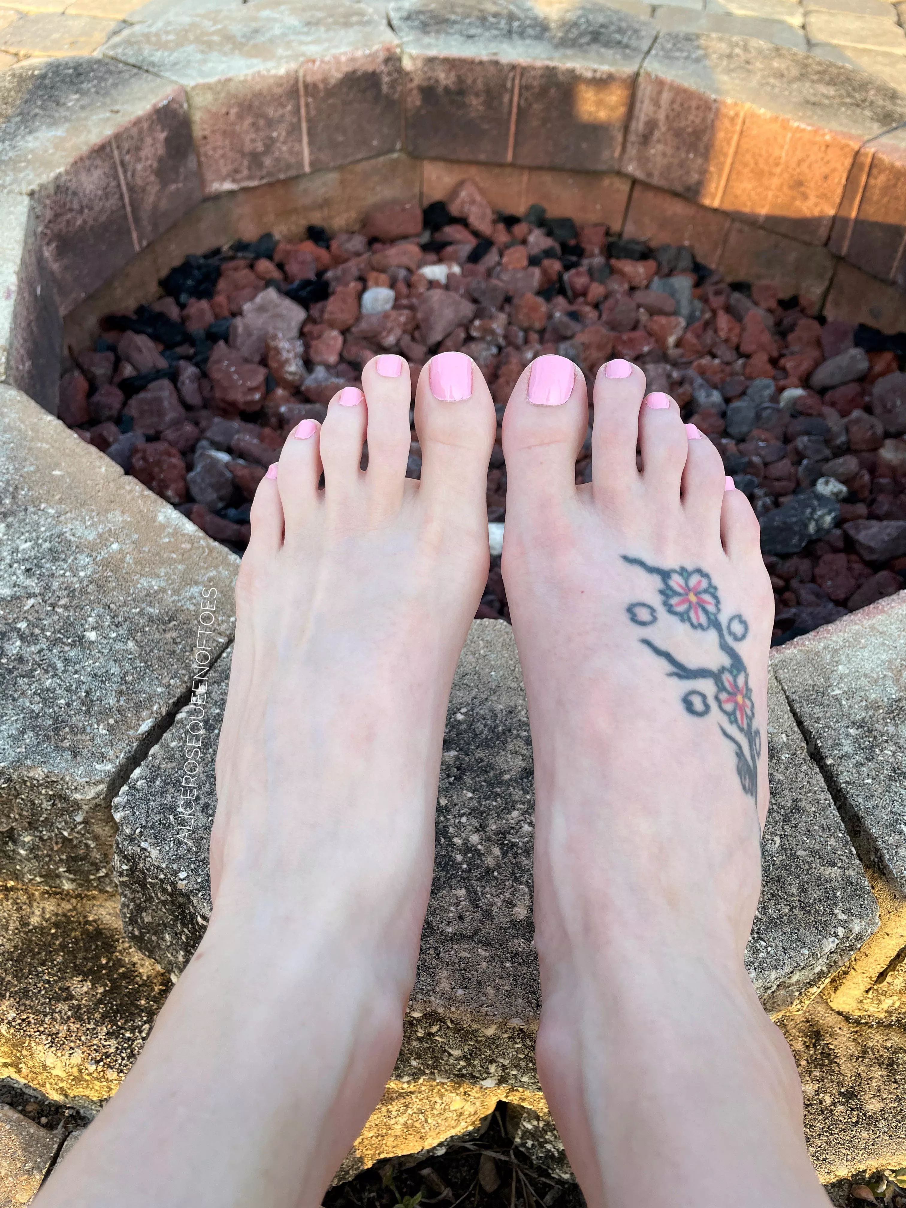 We could make some s’mores, but I think my toes make a better treat 🤷‍♀️😋 posted by AliceRoseQueenOfToes