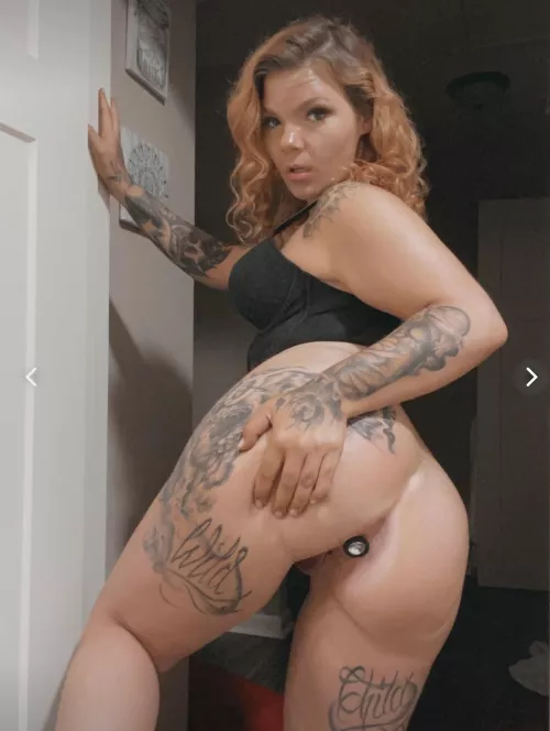 Who’s up? Bored by KaylaKakes___