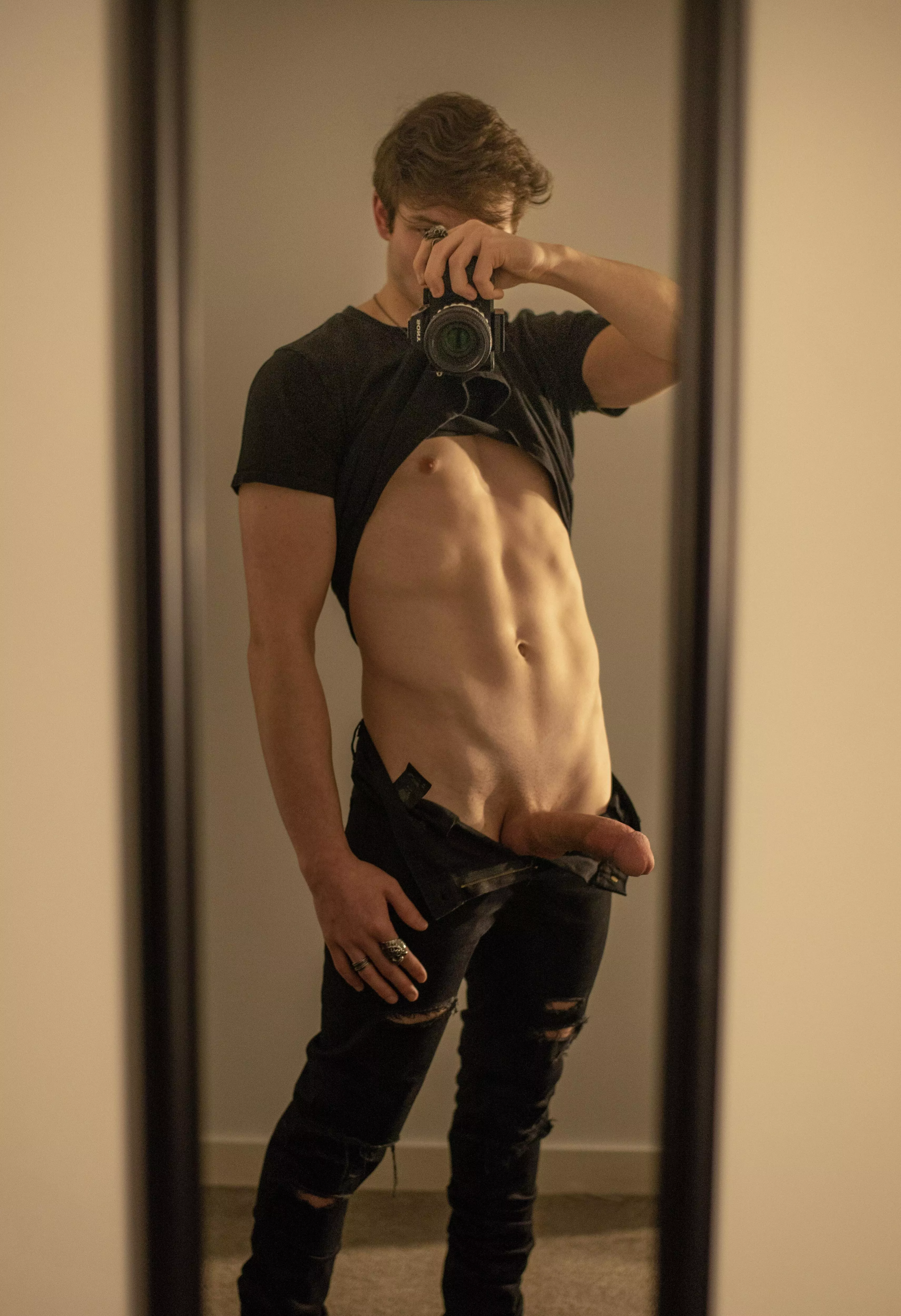 Worship every square inch of me posted by Maple_Cock