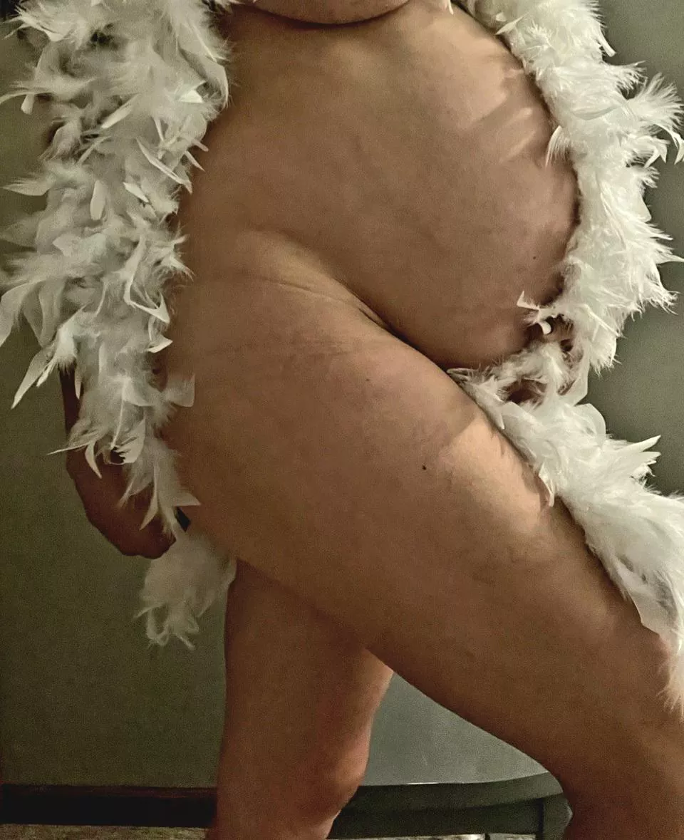 36 Weeks! Still Sexy? posted by sexyscarlett1990