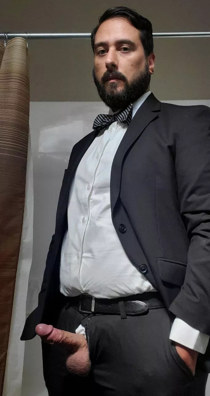 [36] Would you grab a cocktail with me? posted by finitedivinity