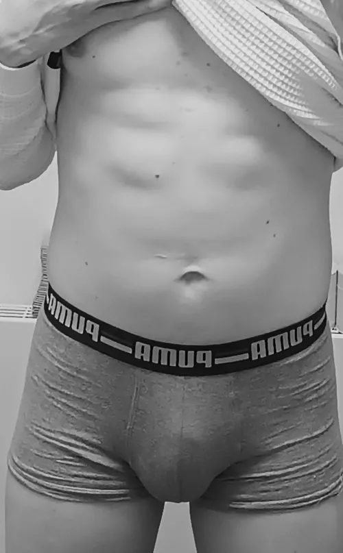 a quick selfie 🤳🏻 by MrCutieBooty95