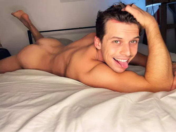 Am I cute enough to post here? by Marc_oYoloo