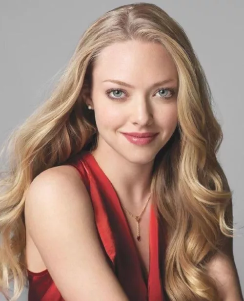 Amanda Seyfried by uRCj16