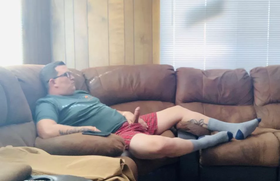 Big guy just lounging here 👋 😏 posted by mygayspankbank