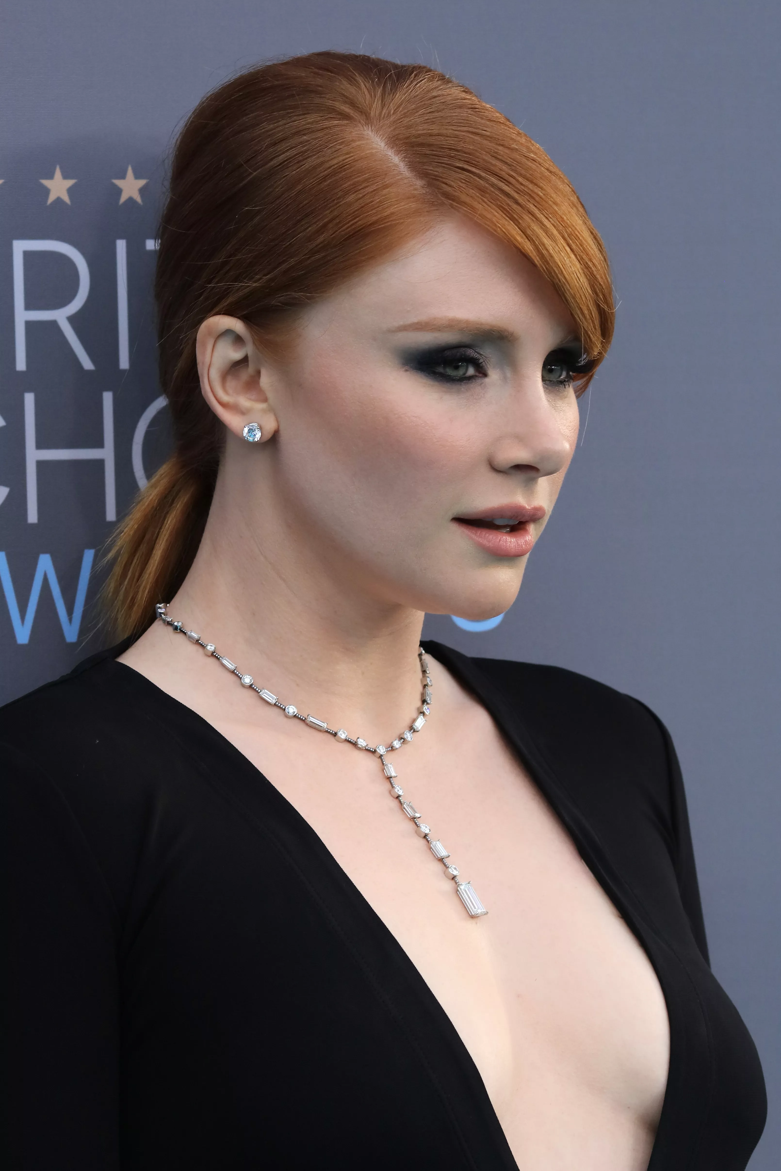 Bryce Dallas Howard posted by CelebMaestro