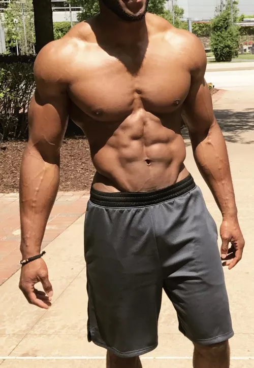 Bull for play in OKC. 31M. Hung with stamina, athletic physique, and educated with an advanced degree. by Lost-Yoghurt-4015