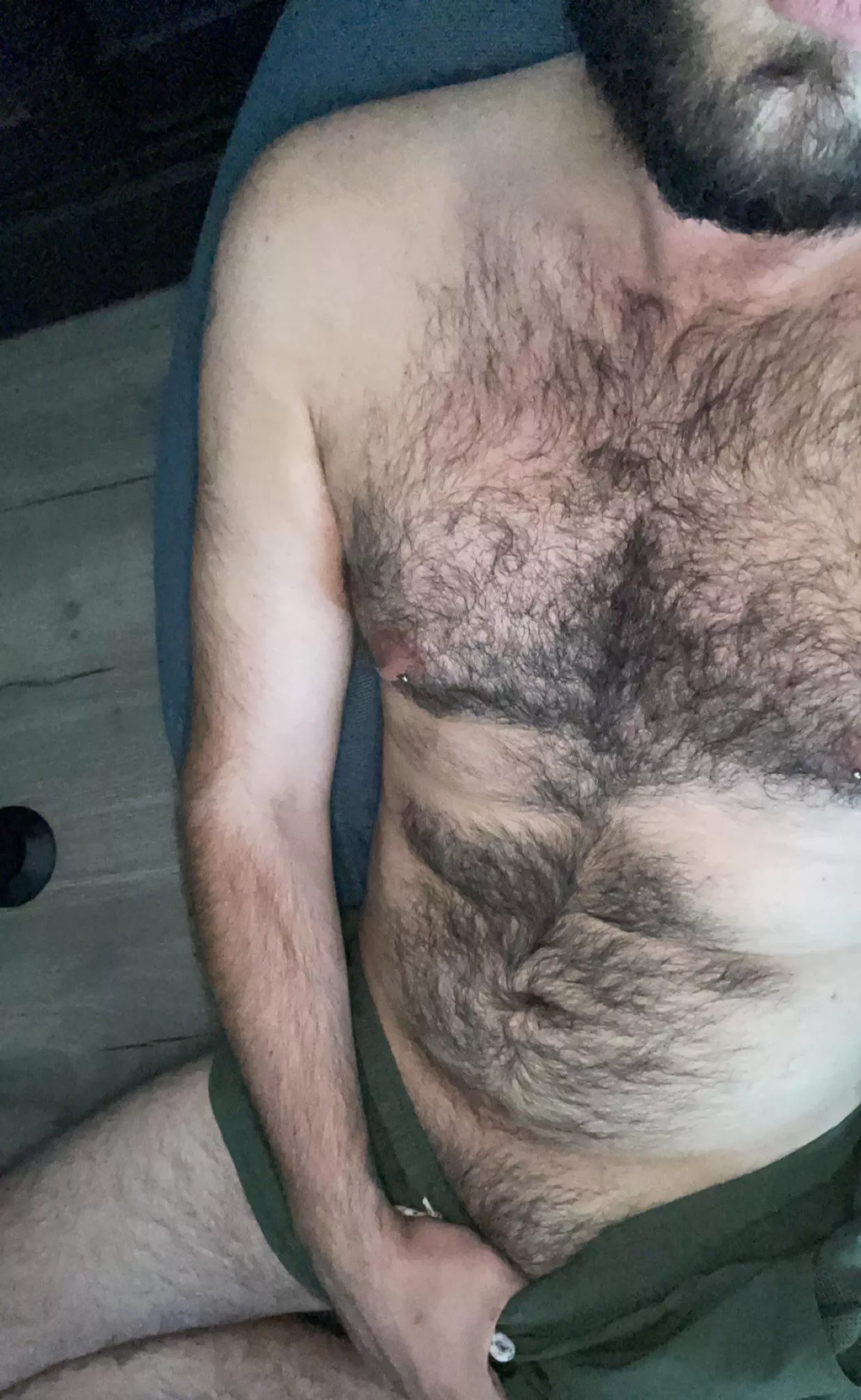 Chillin posted by sluut4u