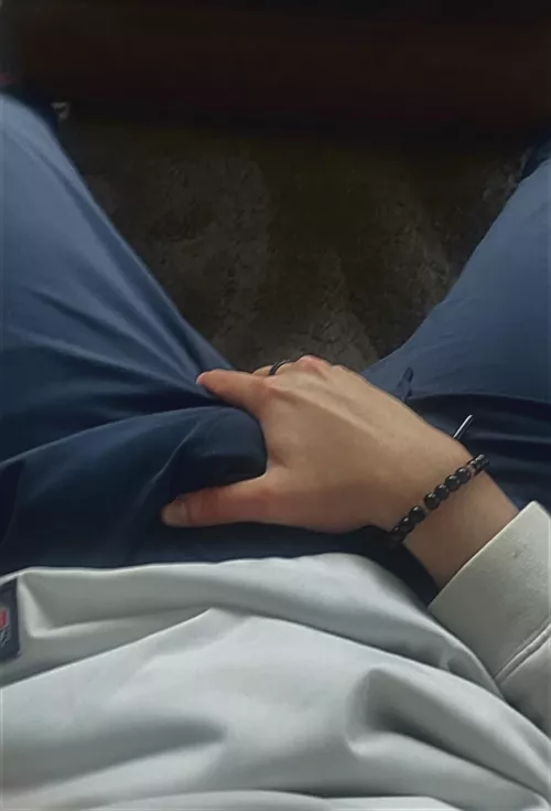 Come take a seat on daddy’s lap by Iqqz