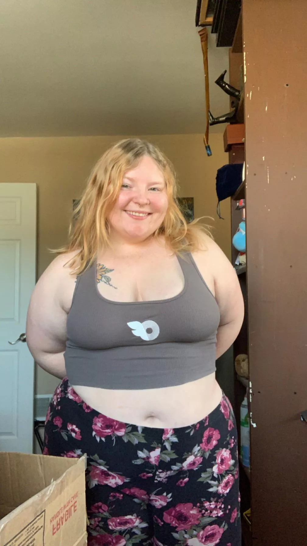 Curvy curvy curvy posted by daddyspawgprincess