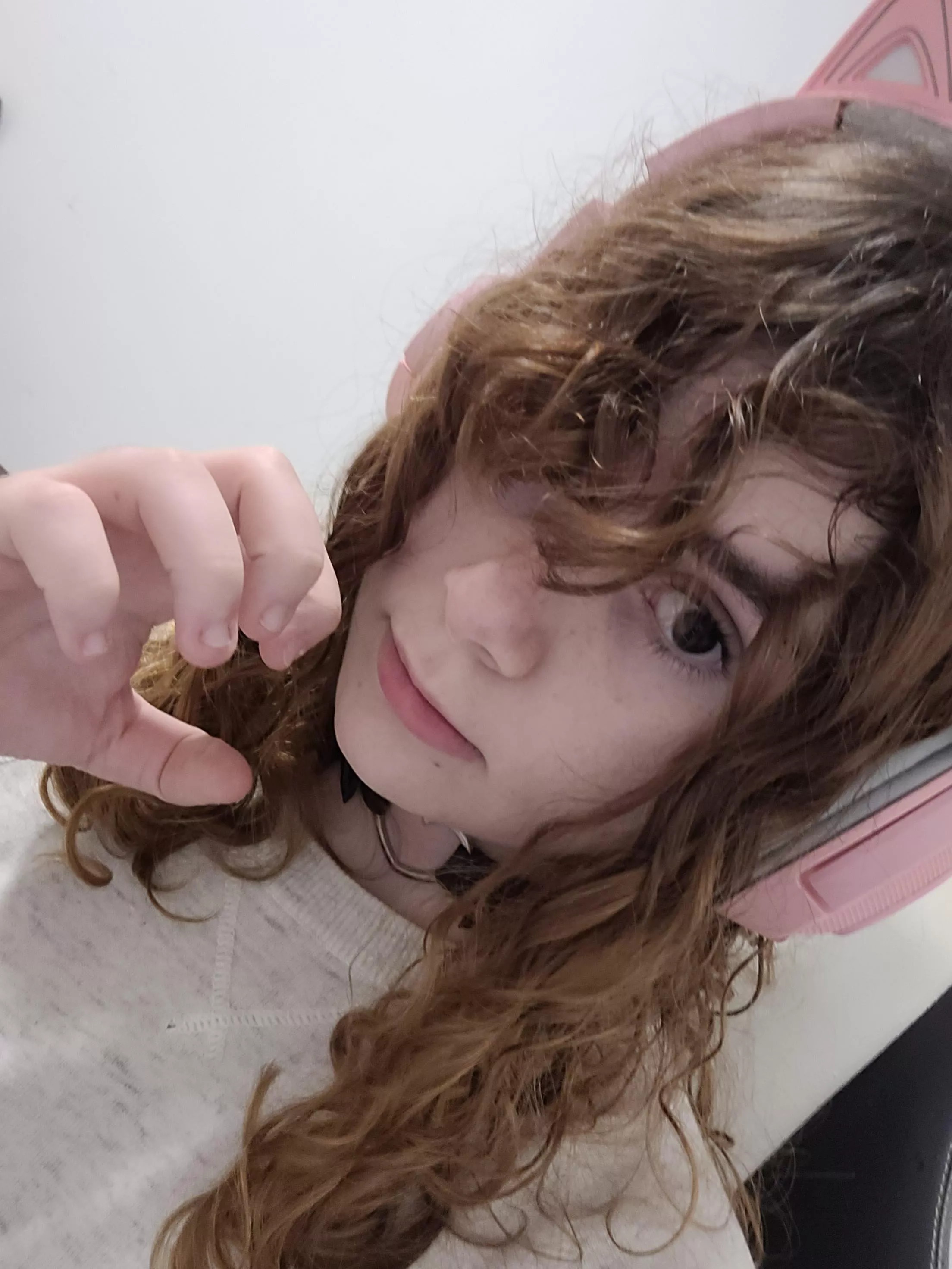 gay enby catboy sayss hmmhmh nya haaai o .o posted by vecm_