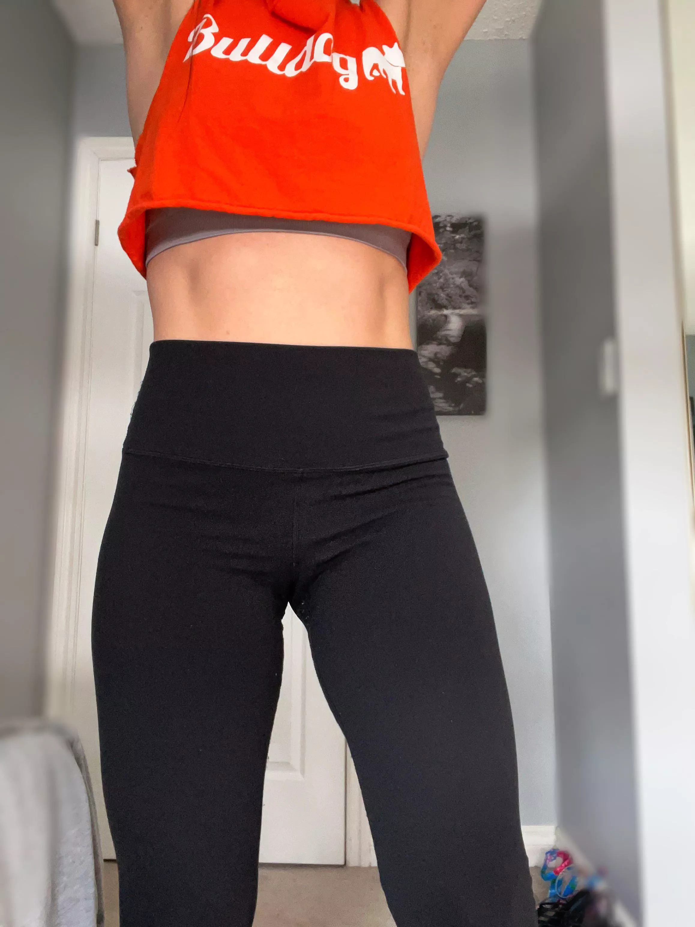 Hair up & it’s time to train legs 💦 posted by chrissylovex9