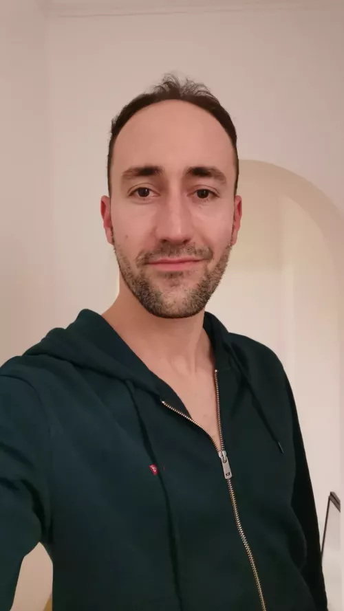 hello and have a nice day by Tiagorageous