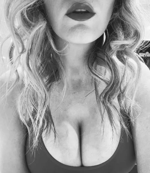 Help me cum by LucyLoo69-