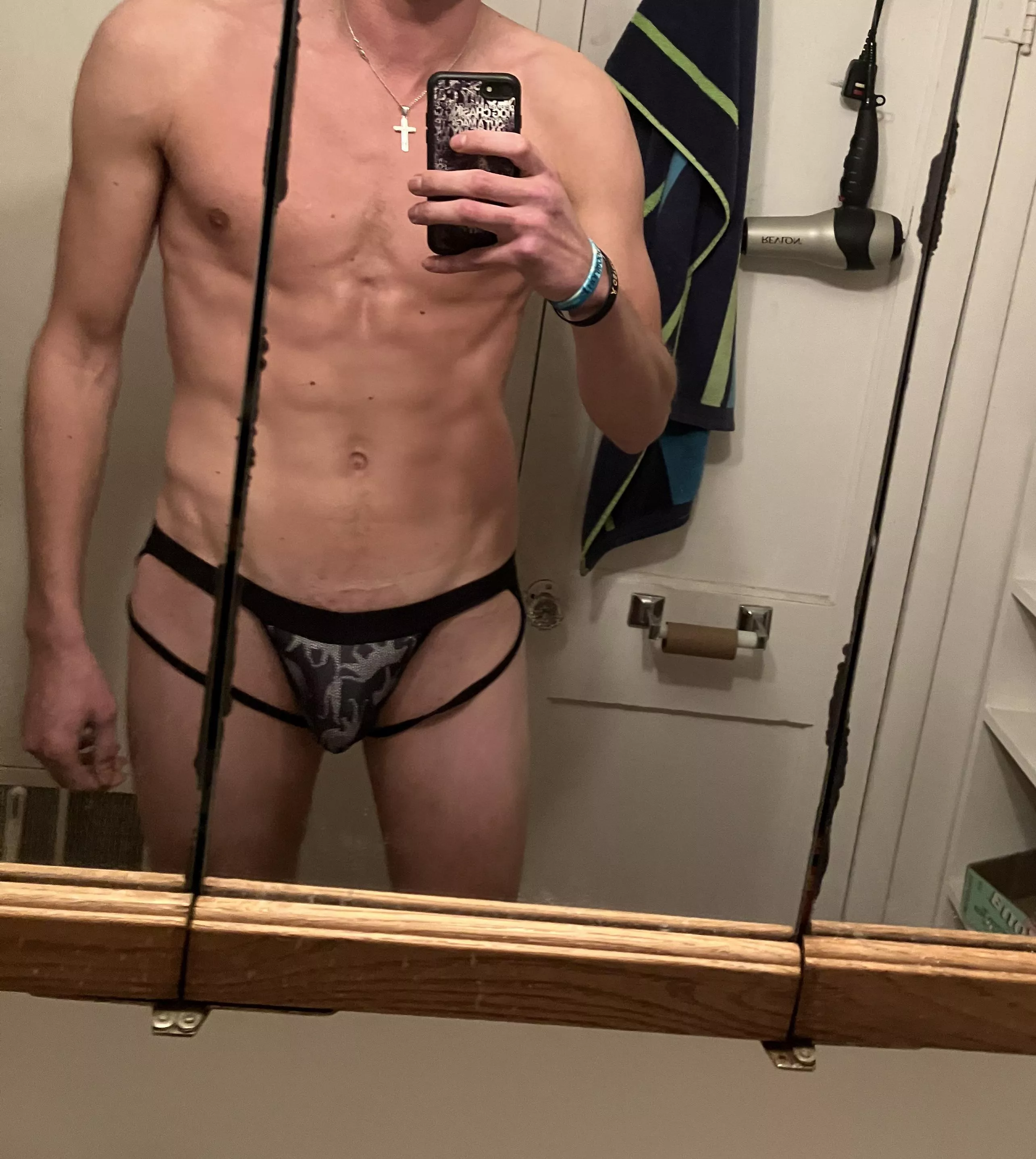 How’s it goin posted by Jonnyboyyy6969