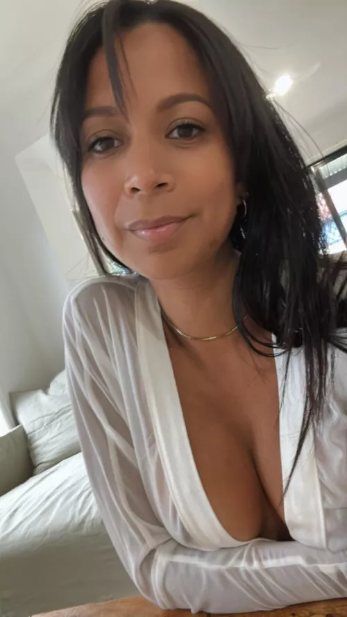 I want to make you smile so… here’s my cleavage by Nextdoorcharlie