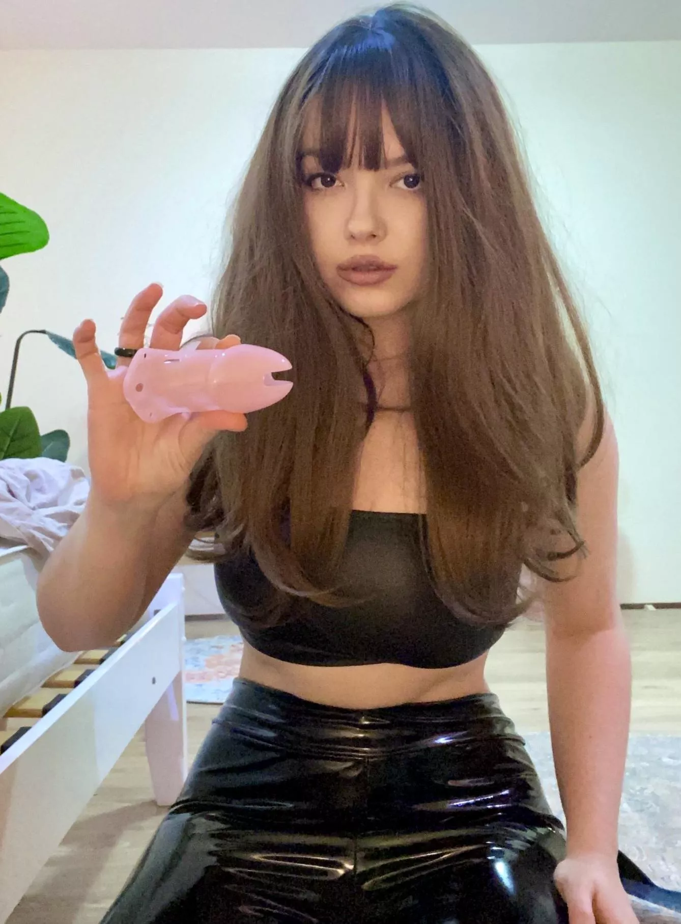 I'm going to lock you forever b!tch posted by Broad_Lawrence