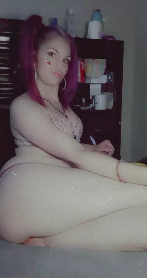 let's get freaky ;) posted by Acrobatic-Common-659