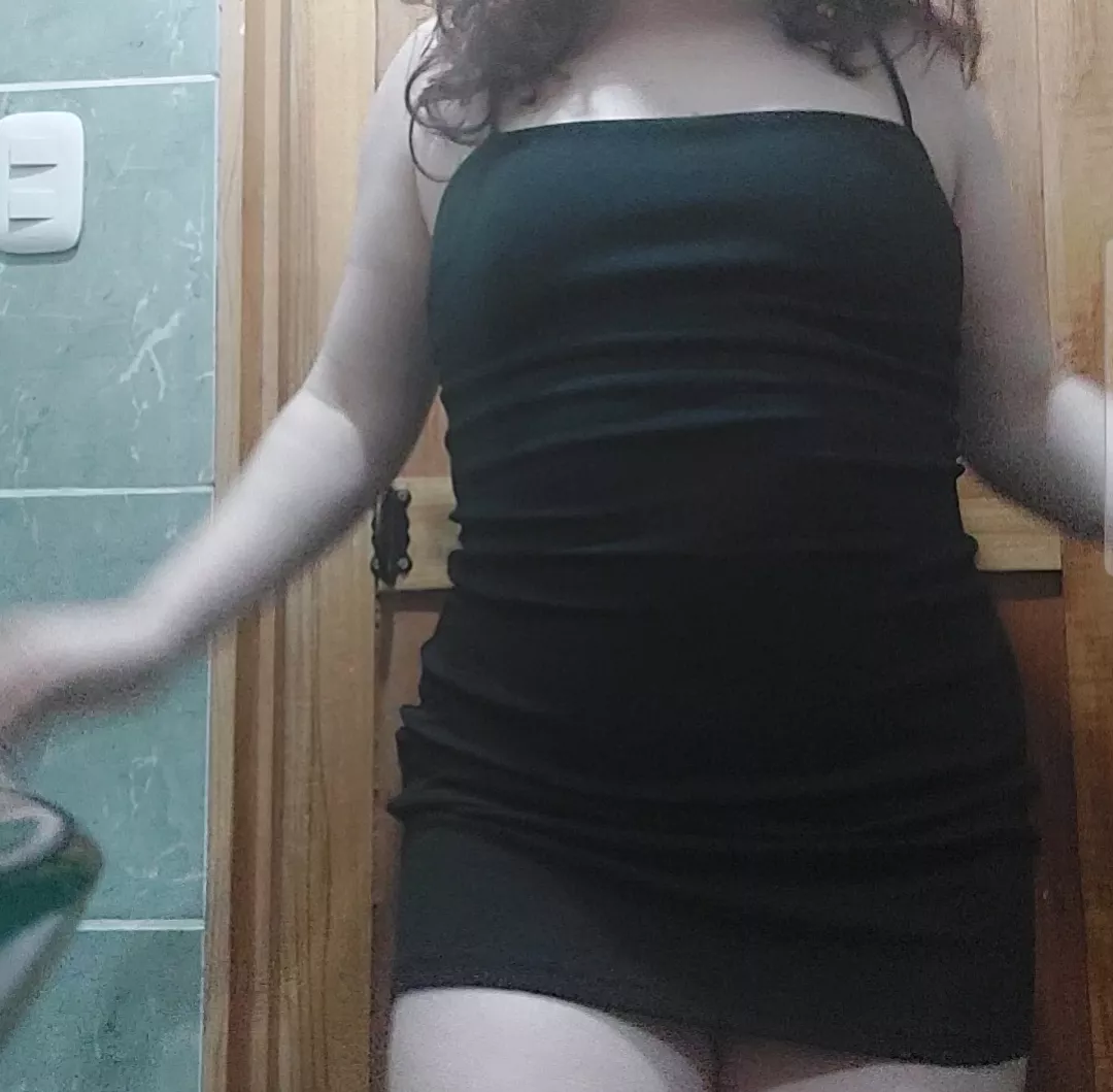 my pale latin body is waiting to be used posted by Showmeyourcatplz