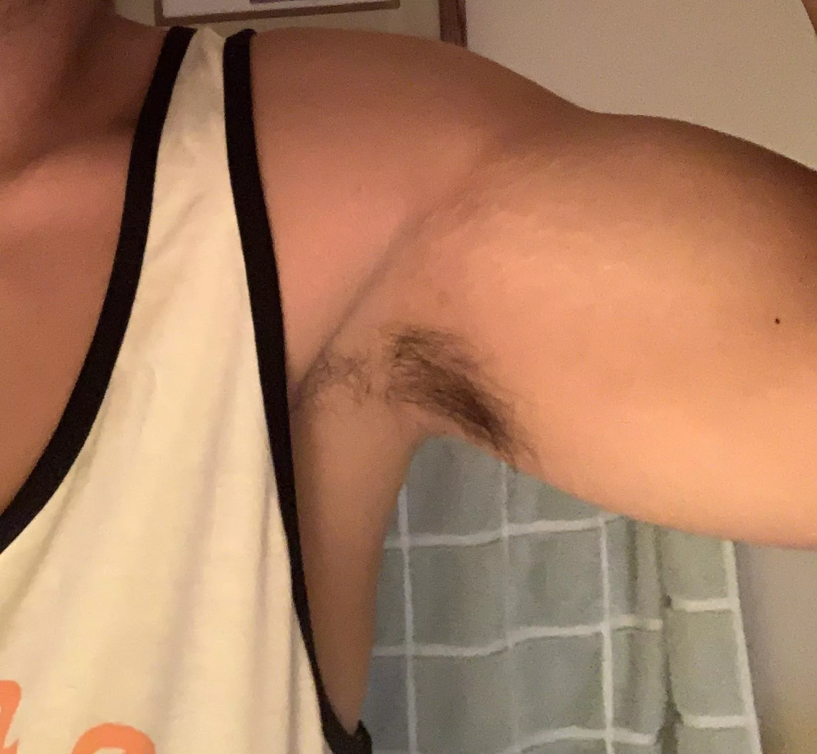 Normal amount of hair for a teen? 🙏🏻 wish I had a bit more 🥵 posted by HCLoads