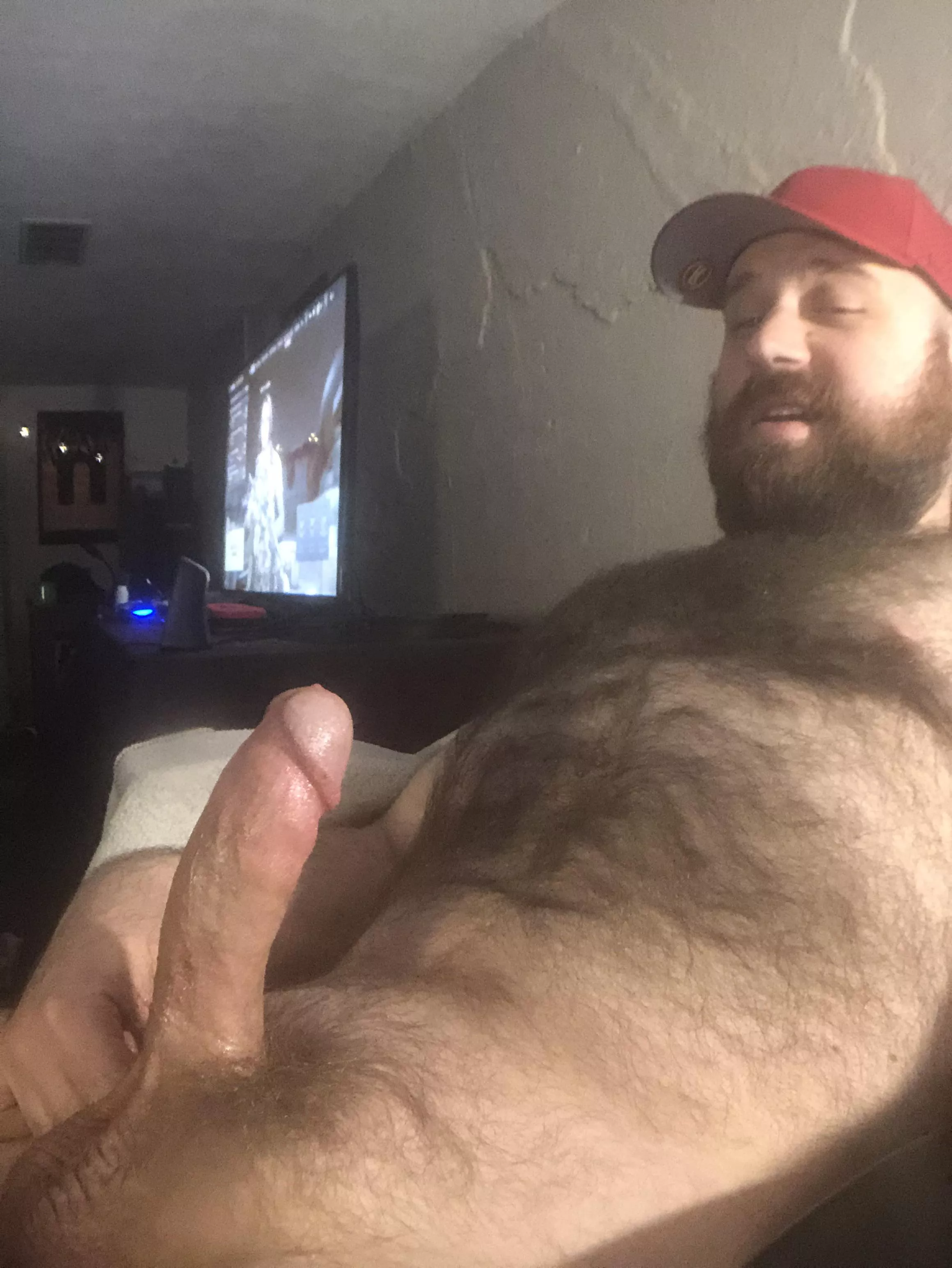 Ready to get down posted by Firm-Thick-and-Hairy