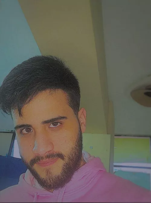 Say hello 😄 by Walter_1999_